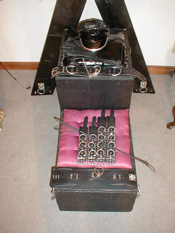bondage_equipment_10